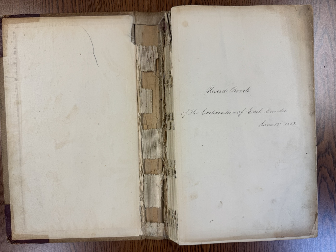 Title page of the Record Book of the Corporation of East Dundee, dated June 13, 1887, handwritten in ink